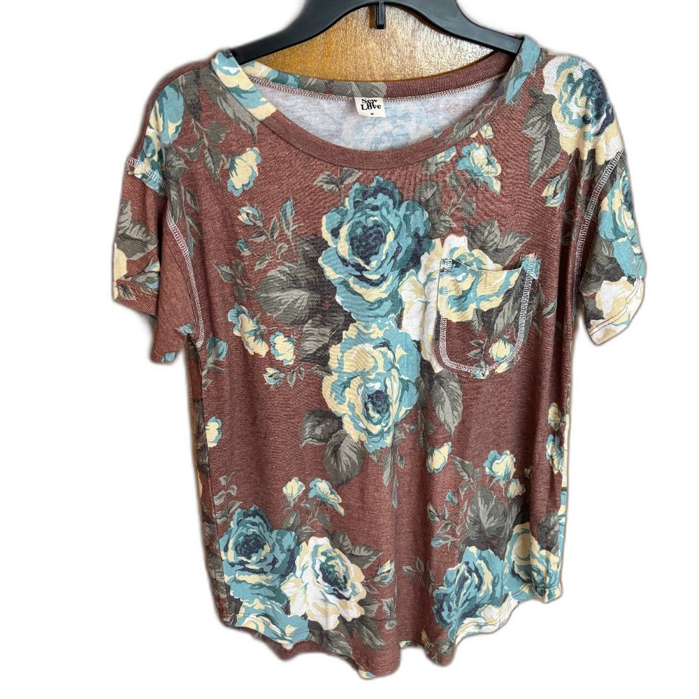 SEW in Love Women’s Floral Top with Pocket